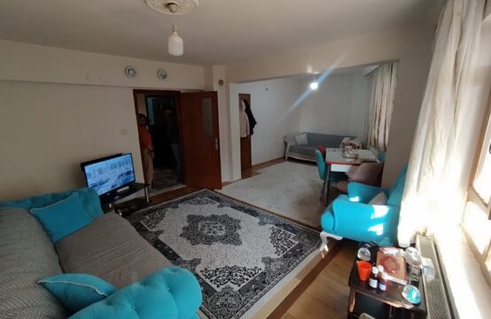 BAĞLARBAŞINDA 2+1 GİRİŞ SATILIK DAİRE