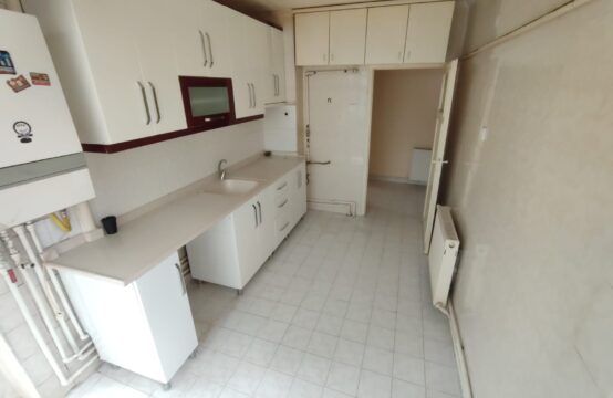 NURİ PAMİR CADDESİNDE ORTAKAT 3+1