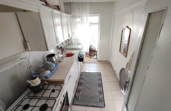 EMEL CADDESİNDE KOT1 3+1