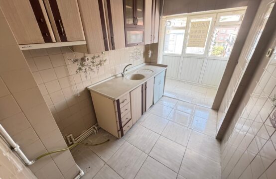 KIZLARPINARI CADDESİNDE ÖN CEPHE BAĞIMSIZ  3+1
