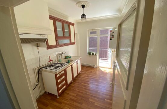 ERENLER CADDESİNDE ÖN CEPHE 3+1