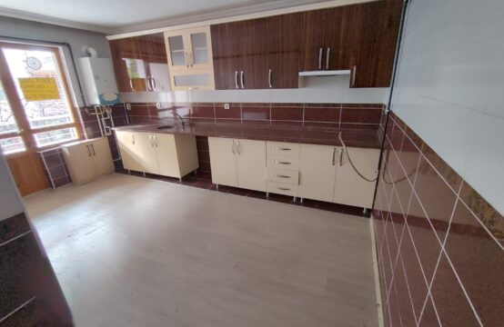 ORTADİREK&#8217;TEN ASANSÖRLÜ YAPILI KİRALIK DAİRE