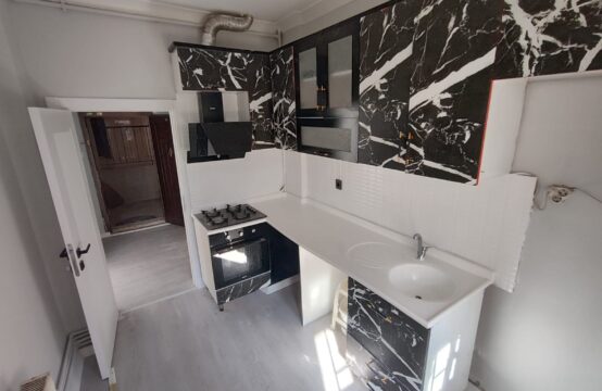 FULL YAPILI ÖN CEPHE SATILIK DAİRE