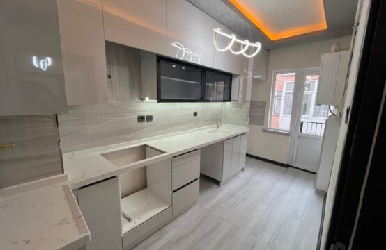 GAZİNO GÖBEKTE FULL YAPILI BAĞIMSIZ ÖN CEPHE 3+1