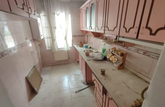 SANATORYUM CAD SIRTI 3+1 GİRİŞ SATILIK DAİRE