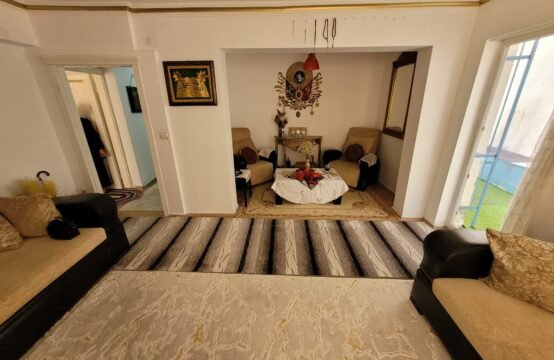 BAGLARBAŞI&#8217;NDA  BAHÇEYE ÇIKIŞLI KOT1 3+1 SATILIK DAİRE