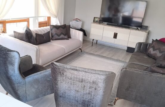 ÇALDIRAN`NDA  YAPILI, ASANSÖRLÜ, BAGIMSIZ  3+1 DAİRE