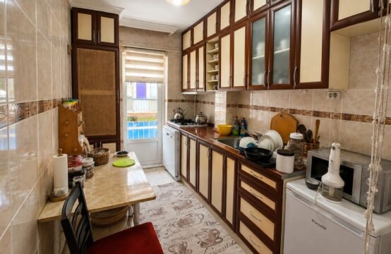 BAHTİYAR SOKAKTA CADDEYE YAKIN 3+1 DAİRE